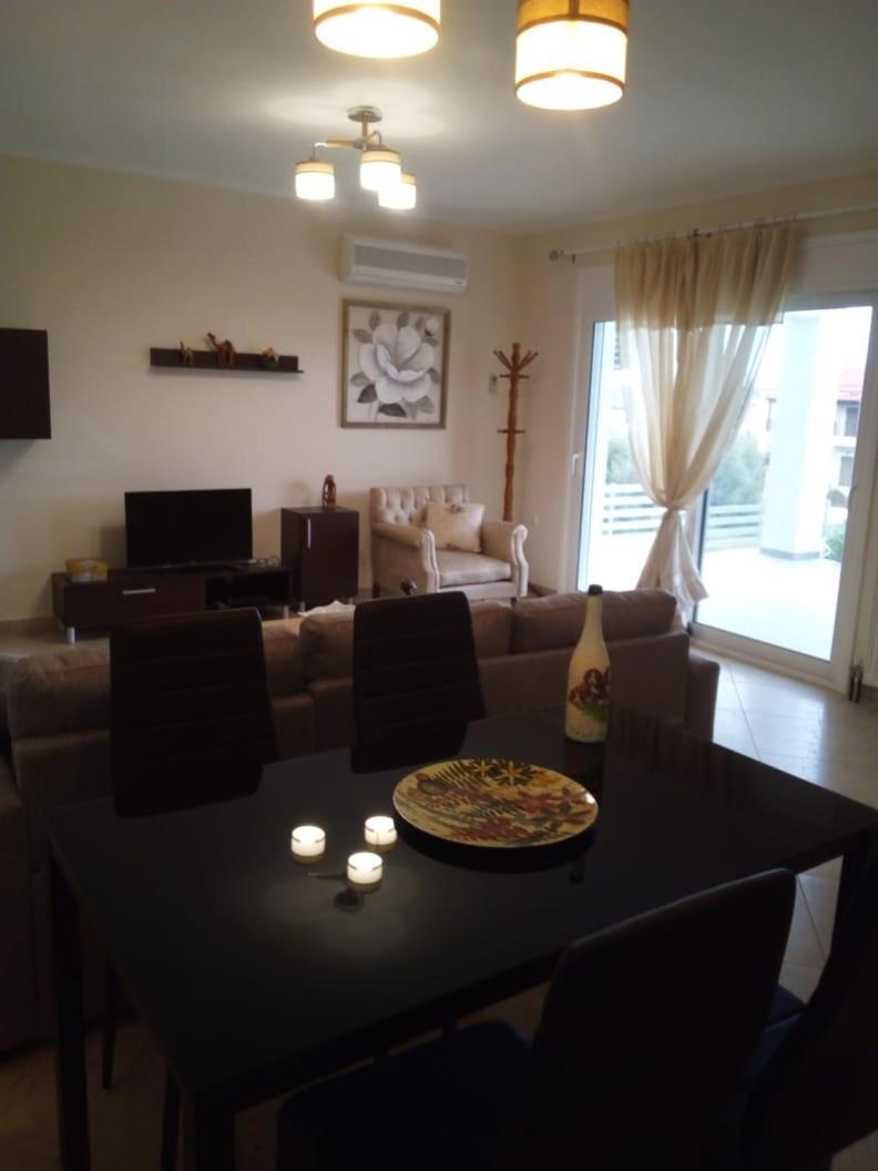 Aliveri Flat With Sea View Kültér fotó